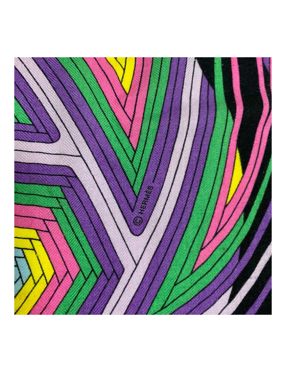 Châle HERMES 140 'L'Art du Temari' en cachemire et soie jaune