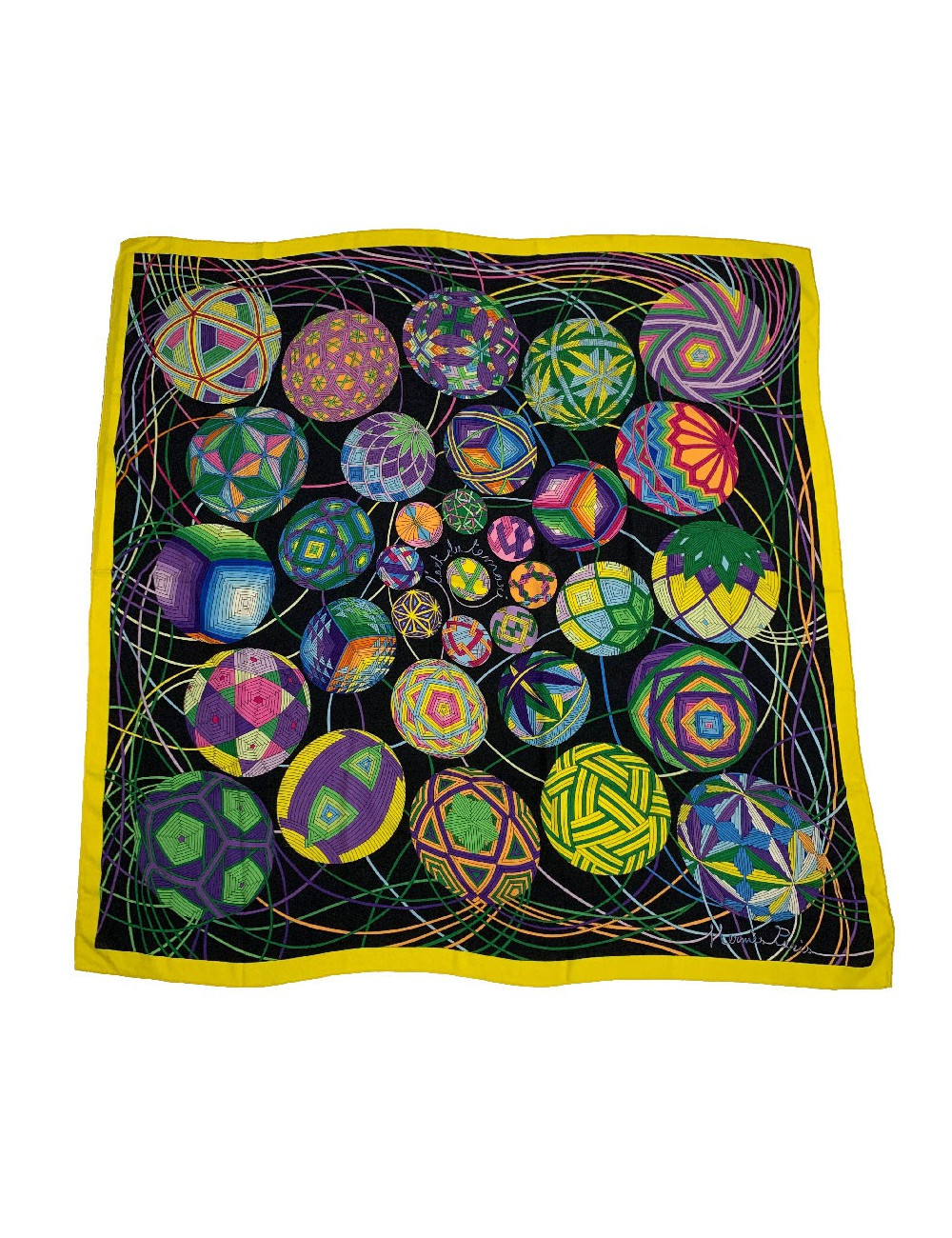 Châle HERMES 140 'L'Art du Temari' en cachemire et soie jaune