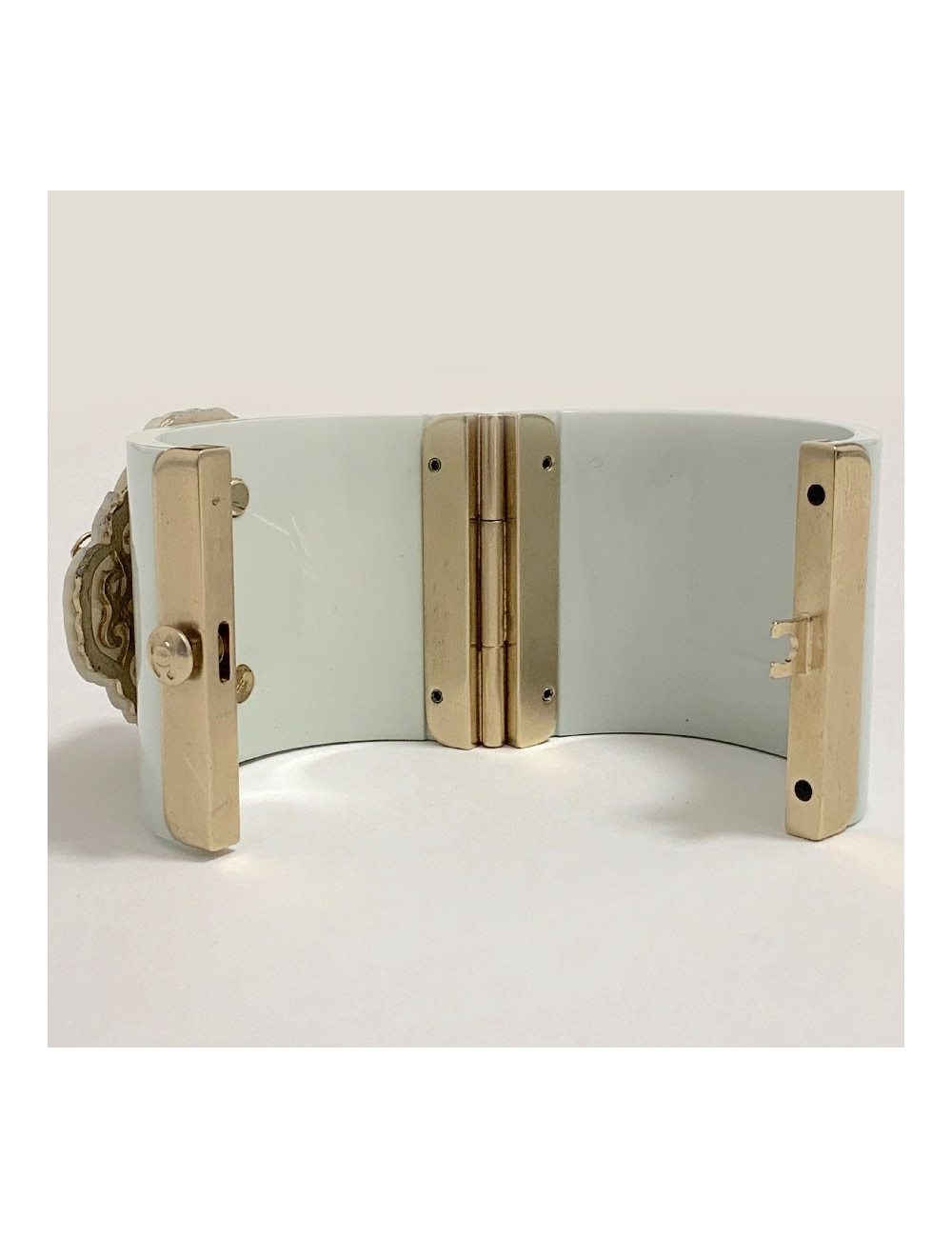 Manchette CHANEL plexi et nacre