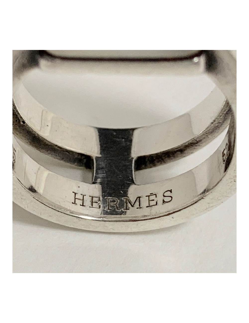 Bague T 52 HERMES en argent massif et pierre de lune
