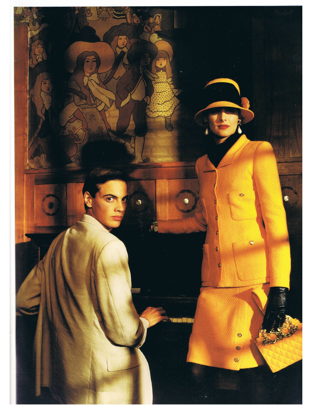 Veste CHANEL en tweed jaune T 36