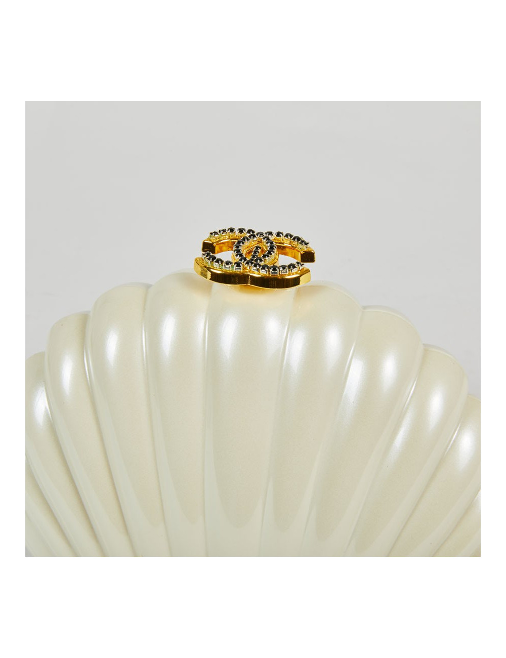 Sac CHANEL plexi coquillage blanc  nacré  "Independance Day"