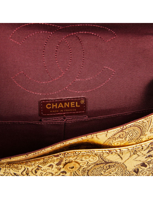 Sac Paris-Moscou CHANEL perforé doré, édition limitée