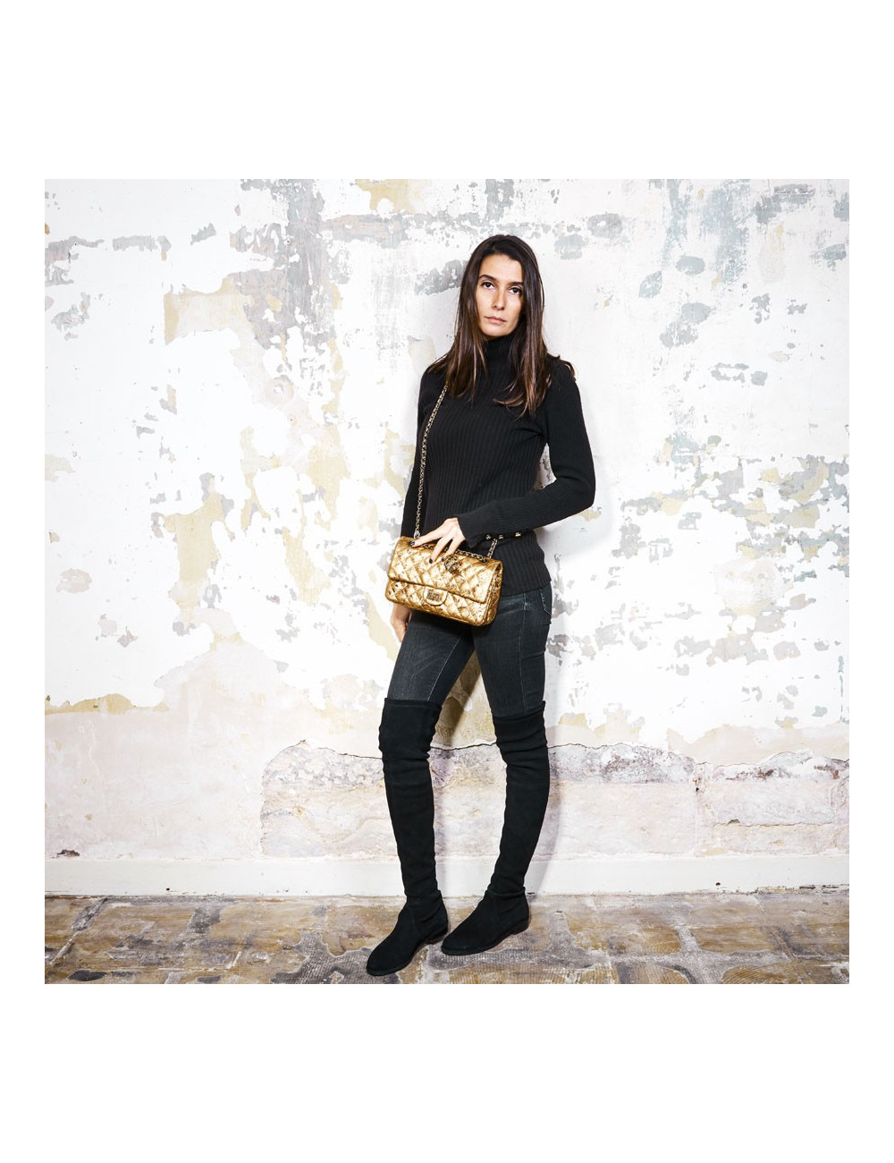 Sac Paris-Moscou CHANEL perforé doré, édition limitée