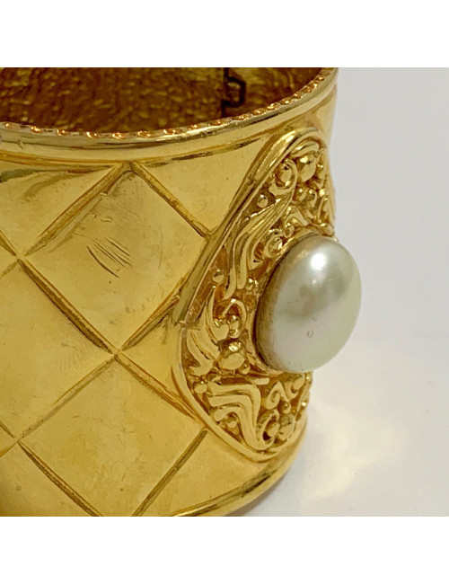 Manchette CHANEL dorée 90 '