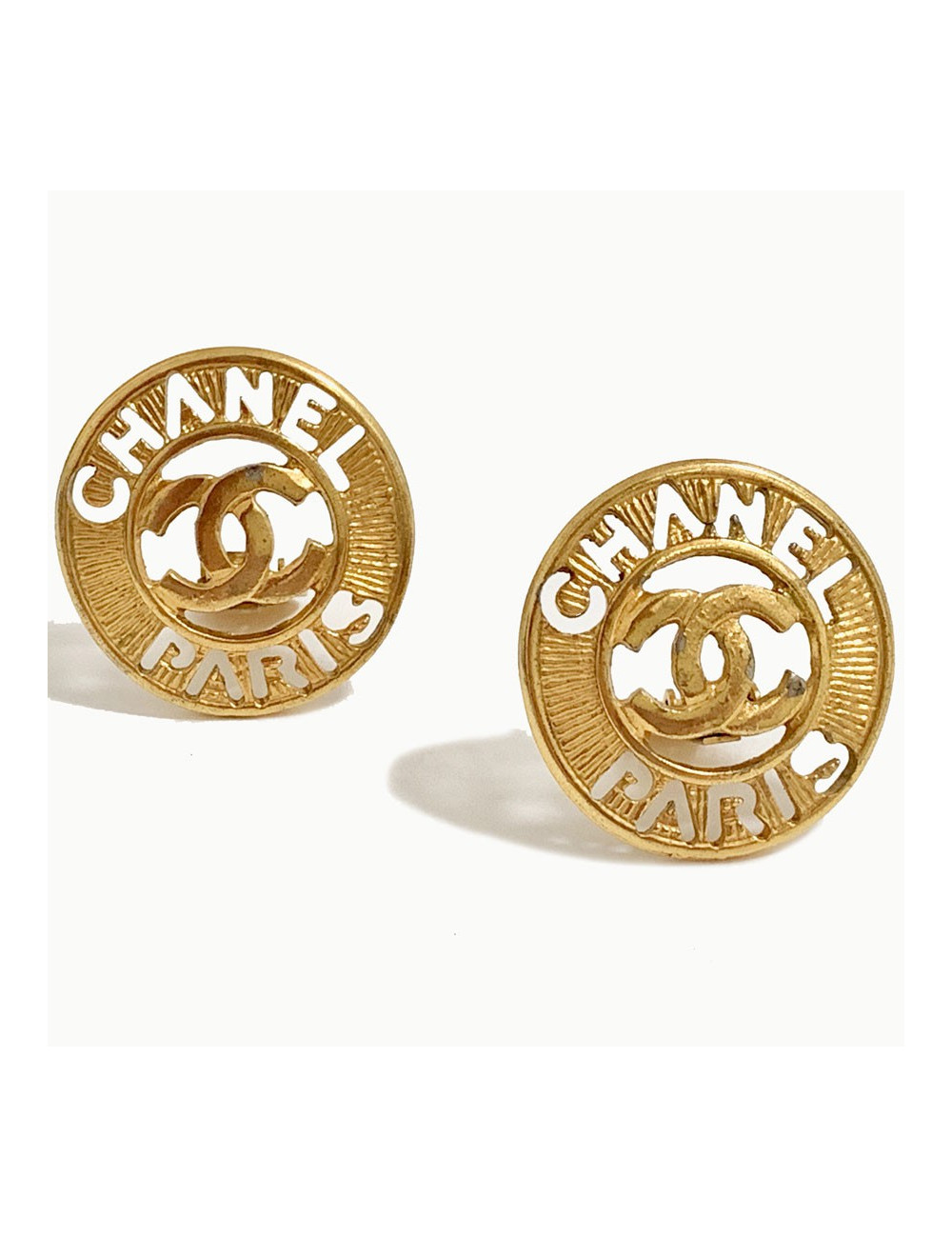 Boucles d'oreille CHANEL sigle "CHANEL" Vintage