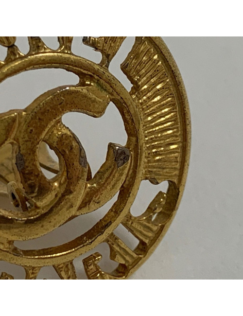 Boucle d'oreille CHANEL dorée vintage
