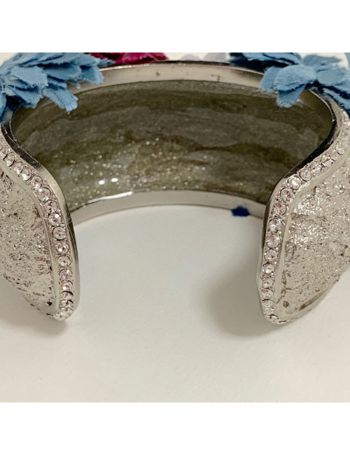 Bracelet CHANEL rigide argenté et fleurs en tissu