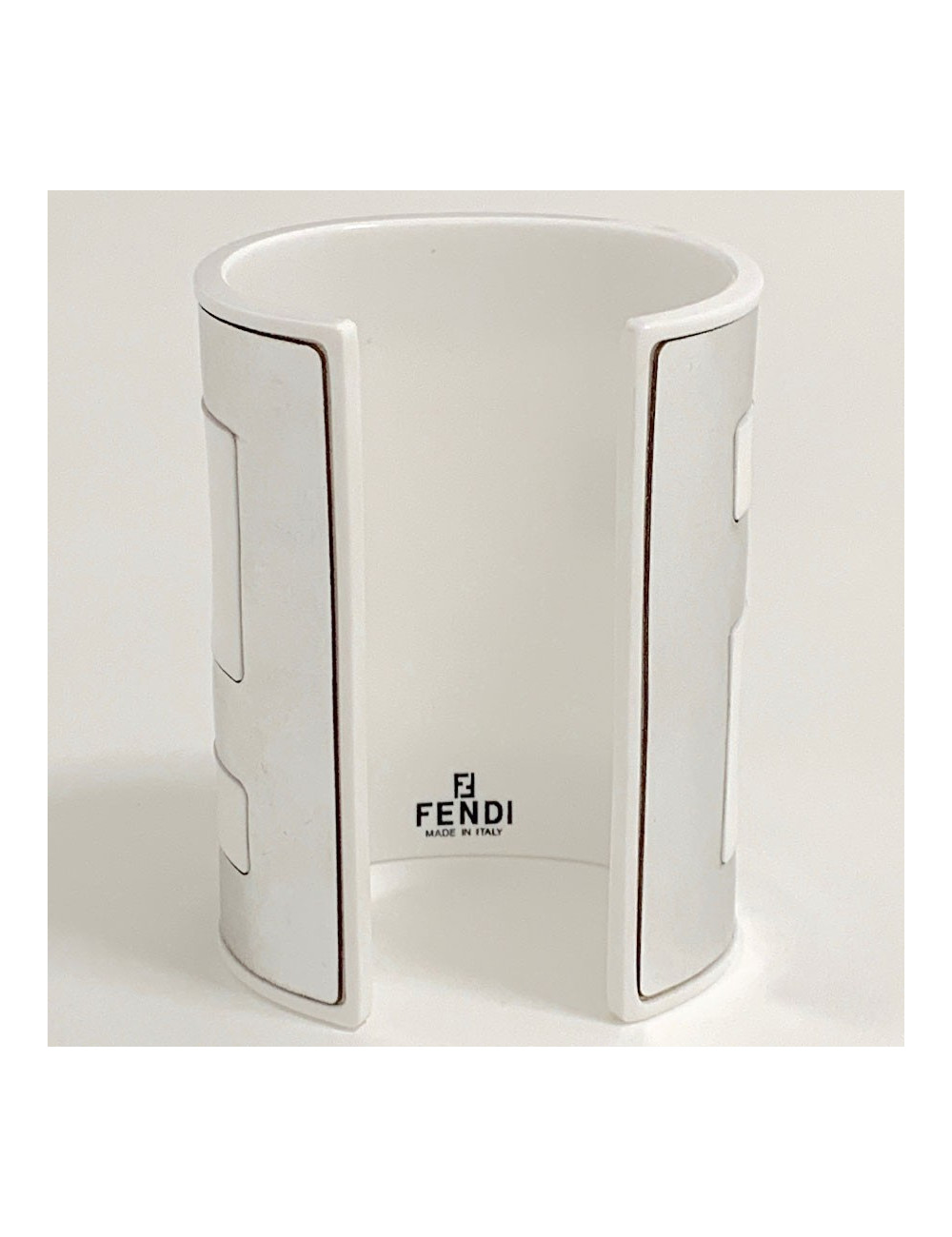 Manchette  et collier FENDI 