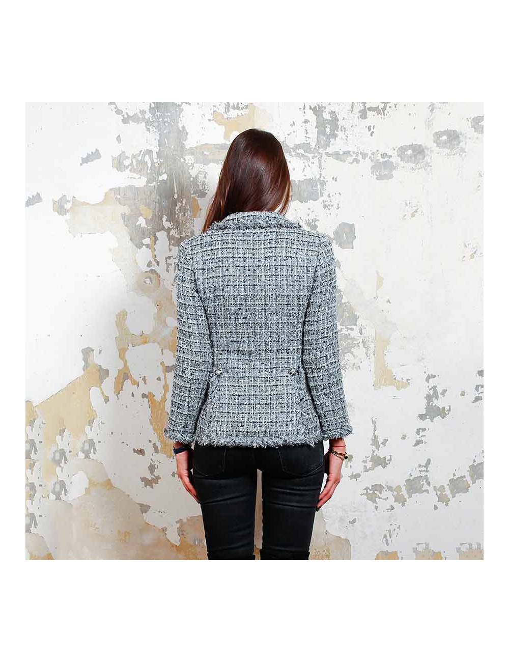 Veste  T34 CHANEL  en tweed gris avec fils blanc, rose et bleu