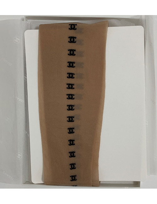 Collants CHANEL CC en voile naturel et logos noirs