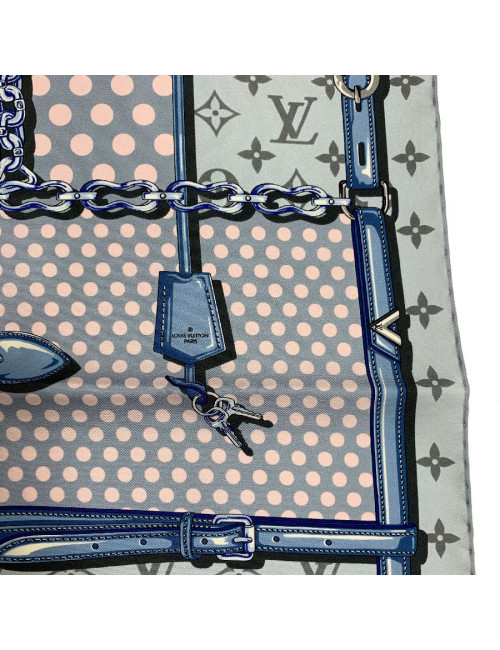 Carré Pop Confidential LOUIS VUITTON en soie bleu pâle