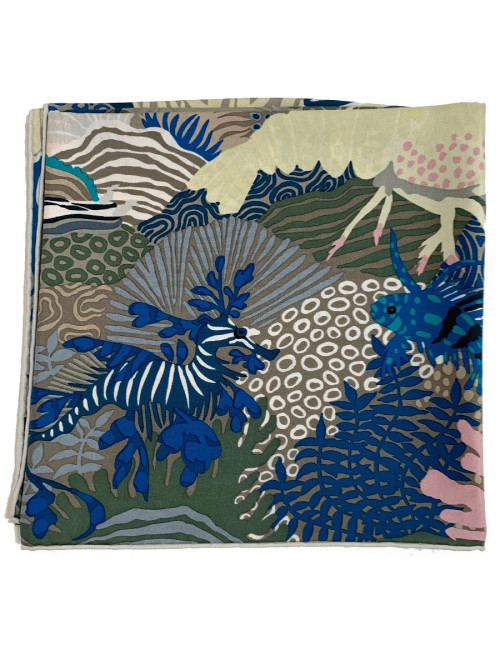 Carré HERMES Under The Waves en soie multicolore