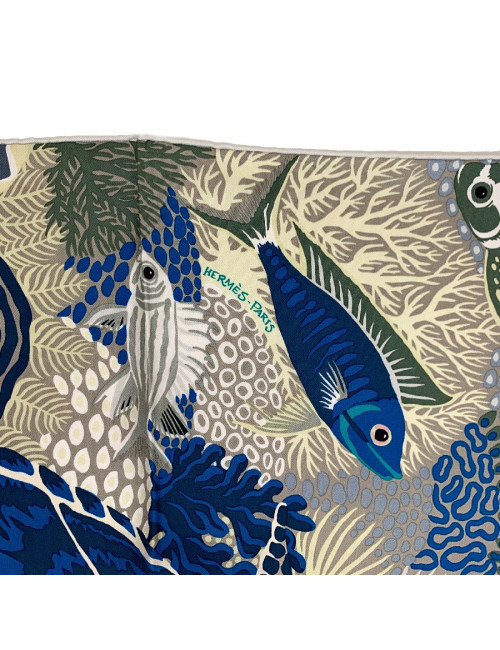 Carré HERMES Under The Waves en soie multicolore