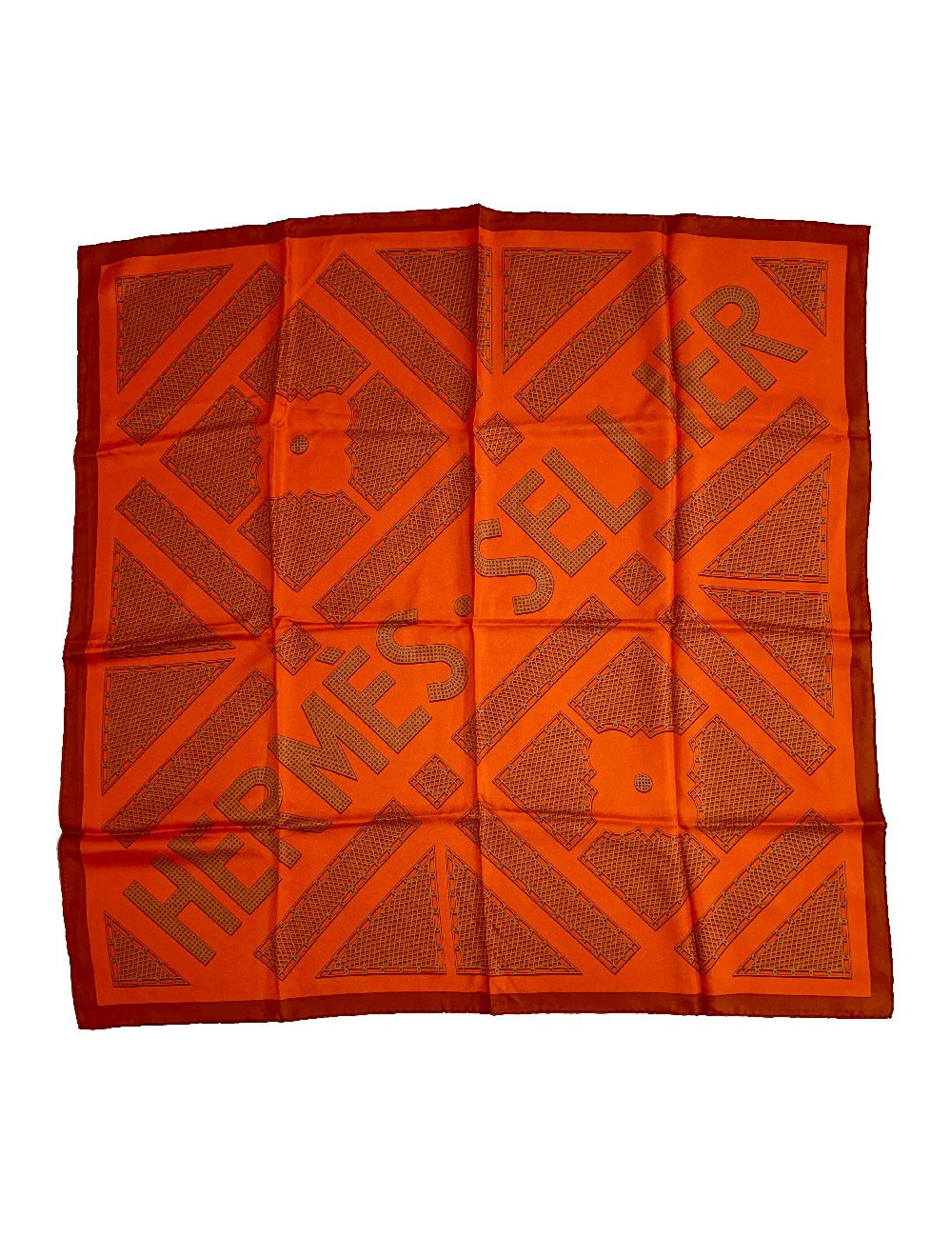 Carré HERMES "HERMES SELLIER" soie 100% orange