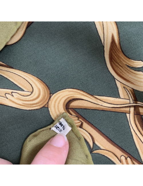 Carré HERMES Couronnes kaki