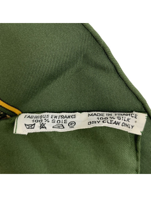Foulard HERMES Chasse au Bois en soie vert foncé