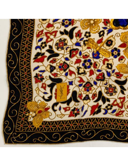 Carré YSL SAINT LAURENT soie 100%