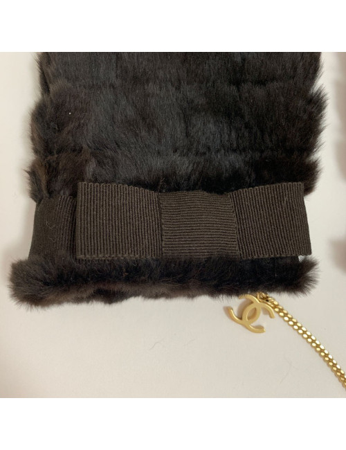 CHANEL brown fur and gilded chain mittens
