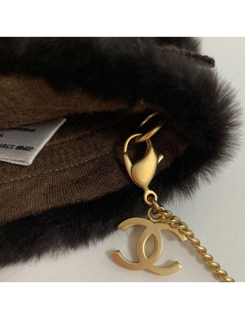 CHANEL brown fur and gilded chain mittens