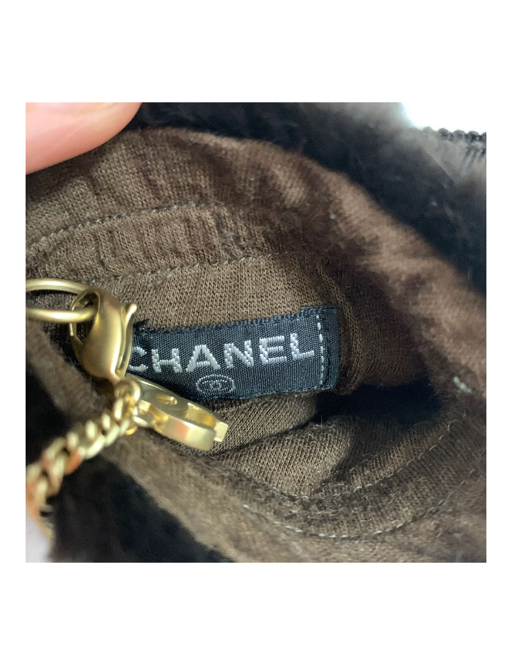 CHANEL brown fur and gilded chain mittens