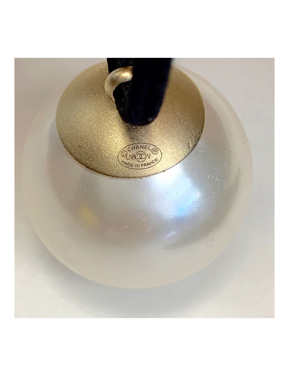 Bijou de cheveux Chouchou CHANEL noir avec perle nacrée