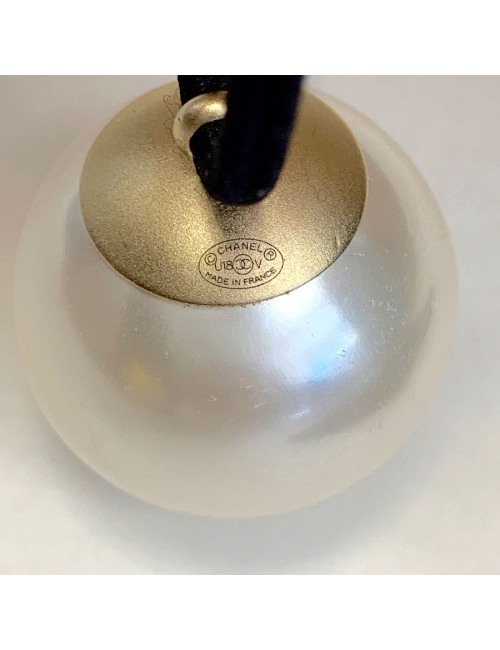 Bijou de cheveux Chouchou CHANEL noir avec perle nacrée
