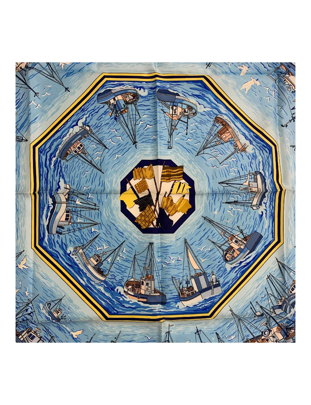 Carré 90 x 90 HERMES soie 100 % "Retour de pêche"