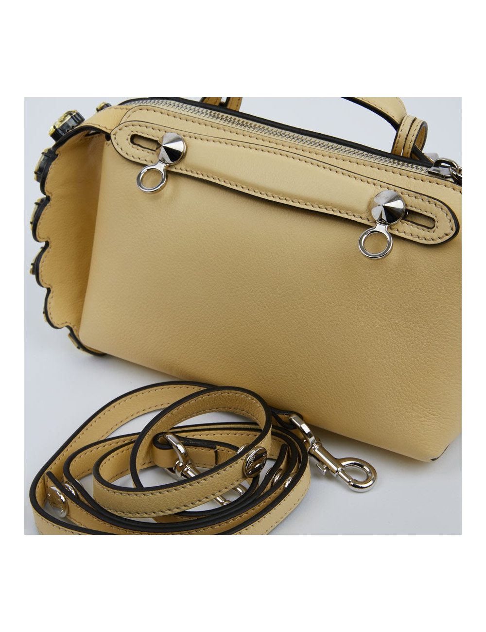 Sac FENDI jaune pale et strass