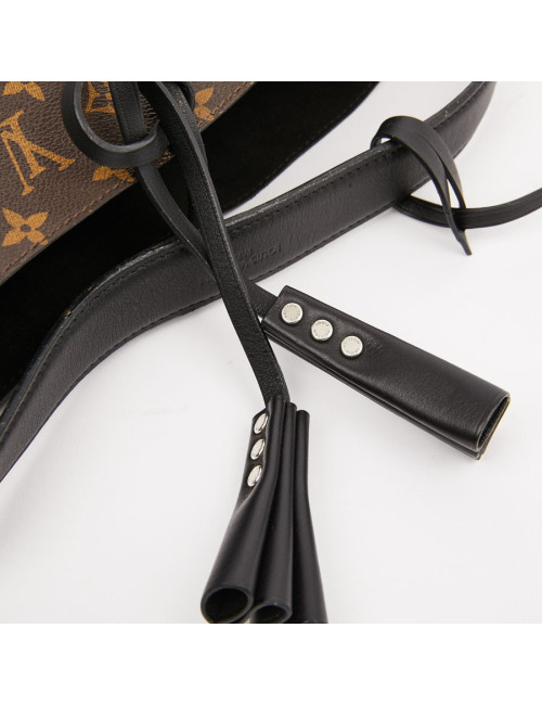 Sac seau LOUIS VUITTON toile monogram et cuir noir