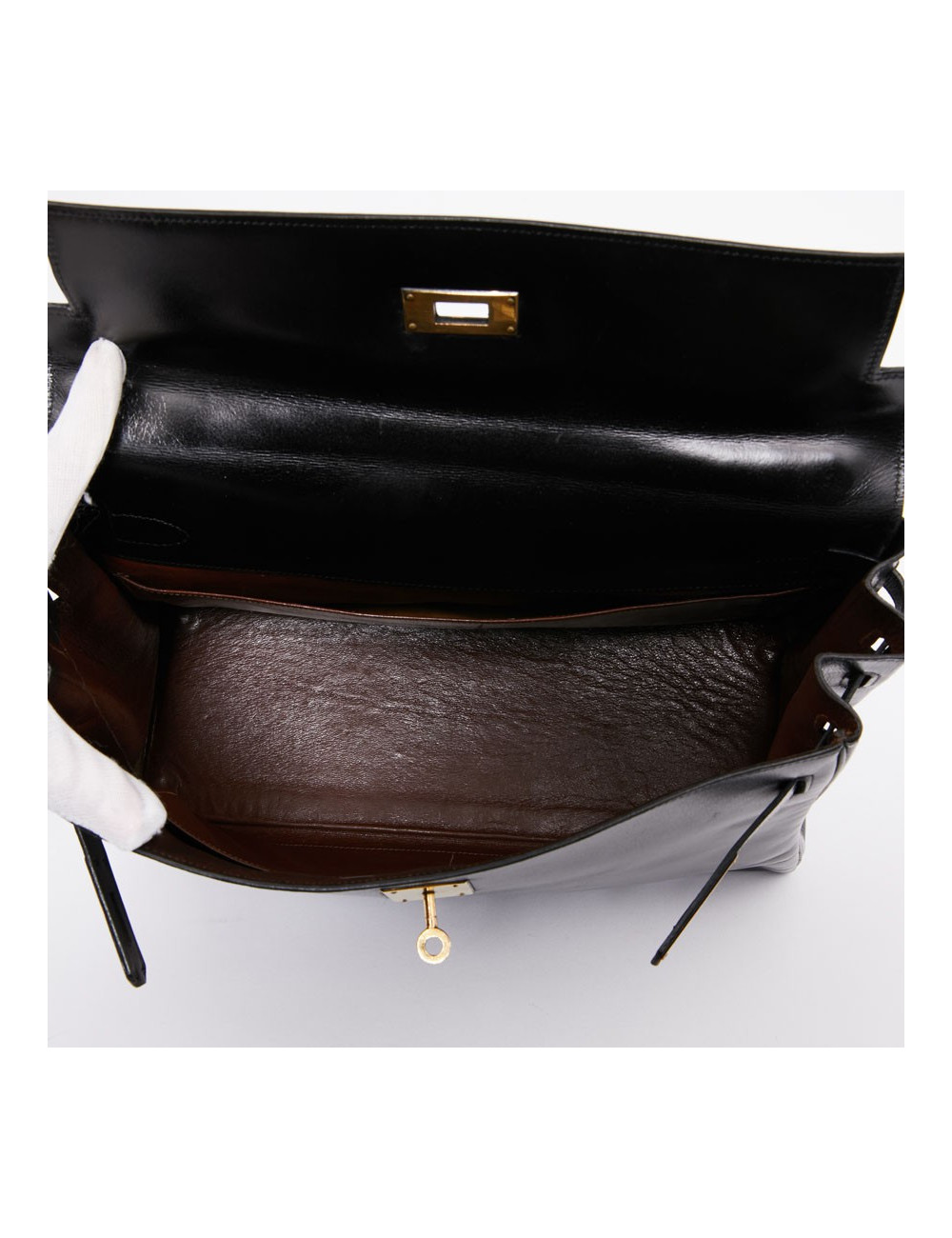 Kelly 32 HERMES black vintage box bag