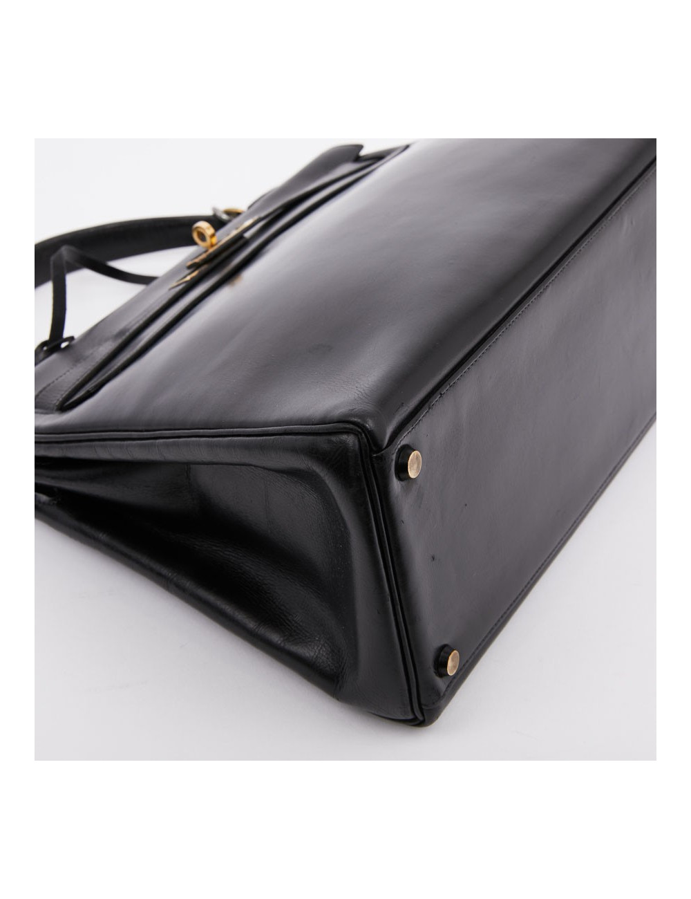 Kelly 32 HERMES black vintage box bag