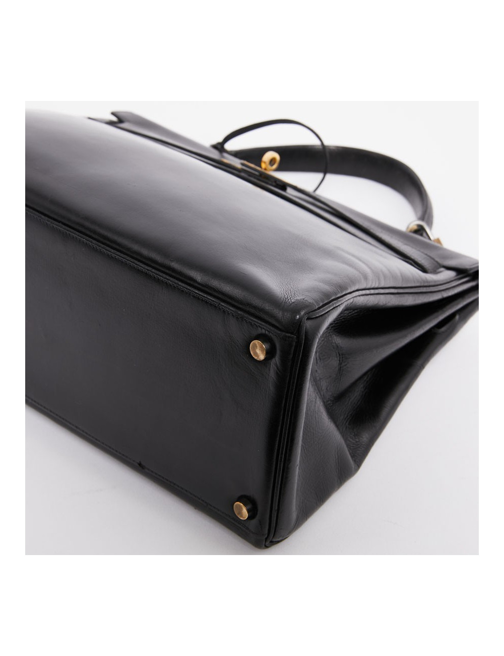 Kelly 32 HERMES black vintage box bag