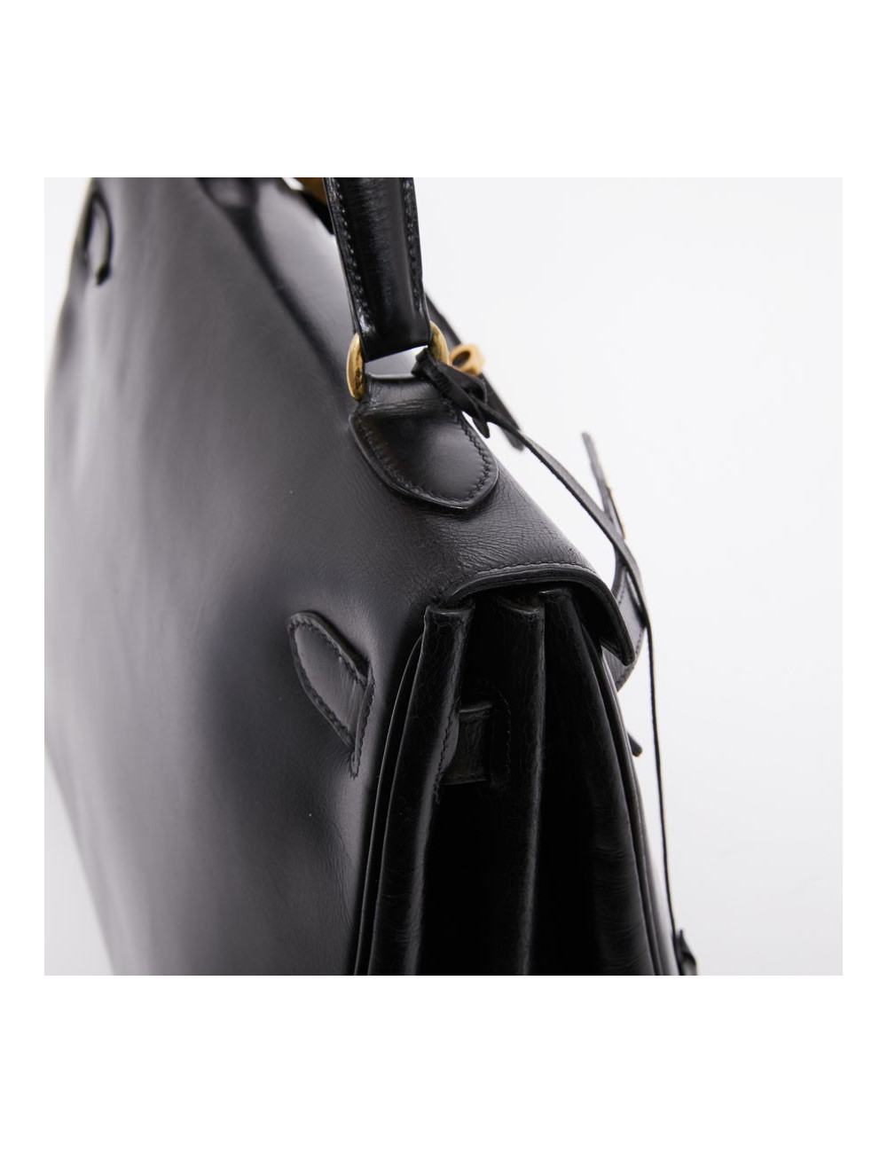 Kelly 32 HERMES black vintage box bag