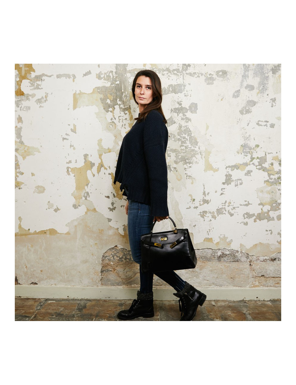 Kelly 32 HERMES black vintage box bag