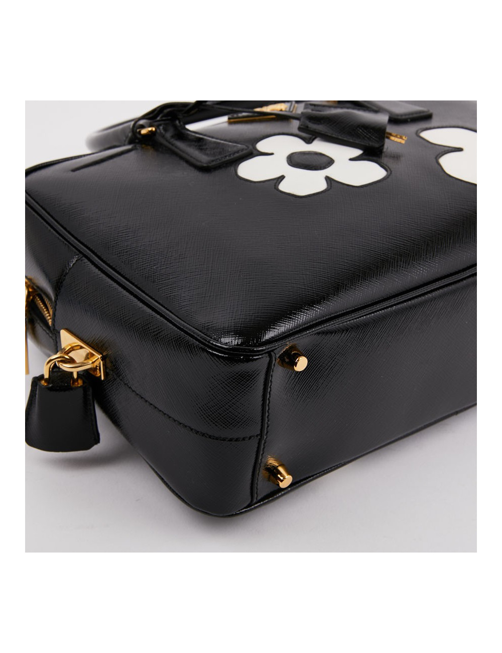 Sac PRADA  Baulleto en cuir Saffiano verni noir