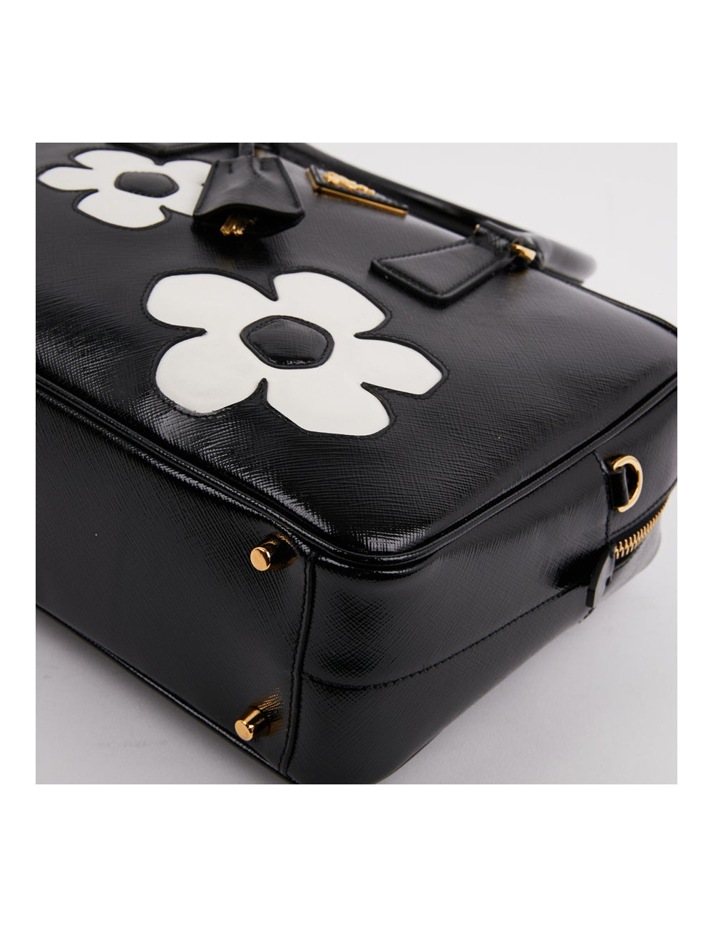 Sac PRADA cuir Saffiane verni noir