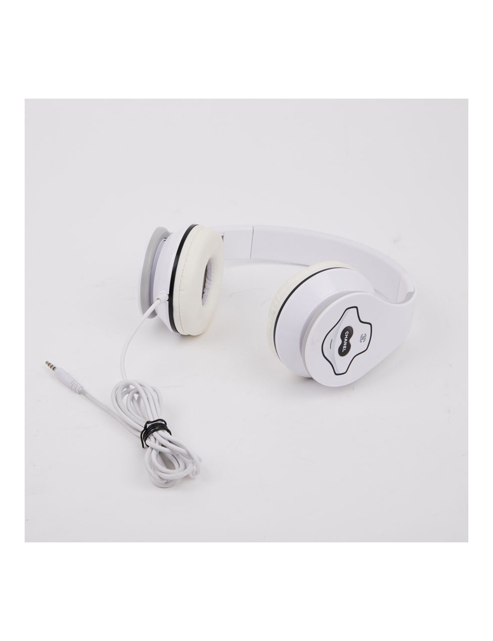 Casque CHANEL siglé