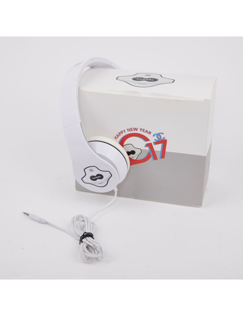 Casque CHANEL siglé