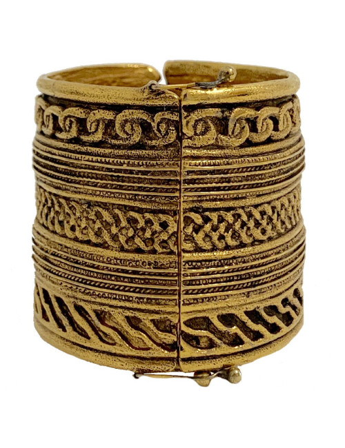 CHANEL couture vintage gilded cuff