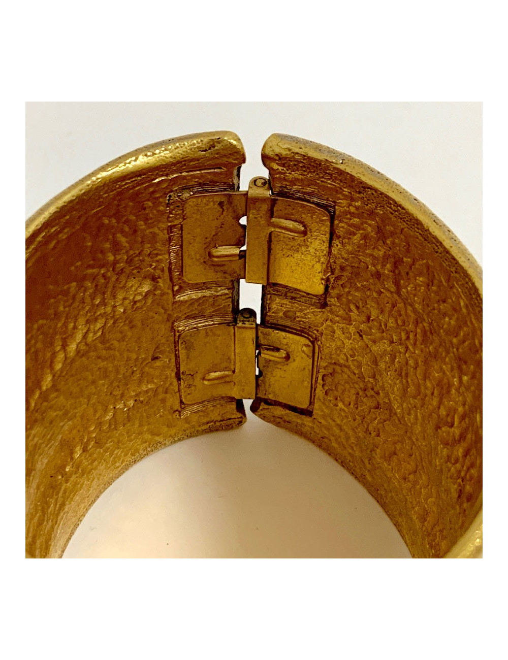 CHANEL couture vintage gilded cuff