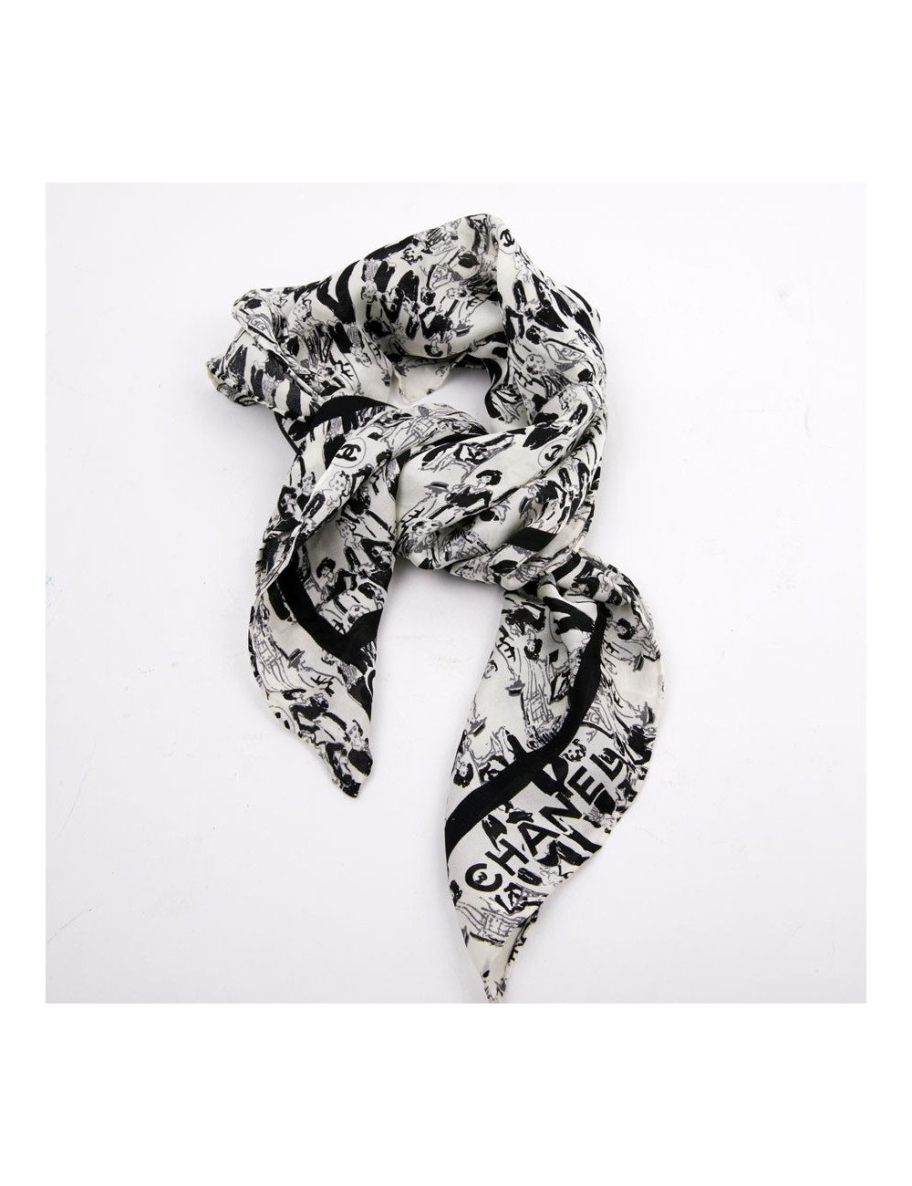 Pochette CHANEL soie noire