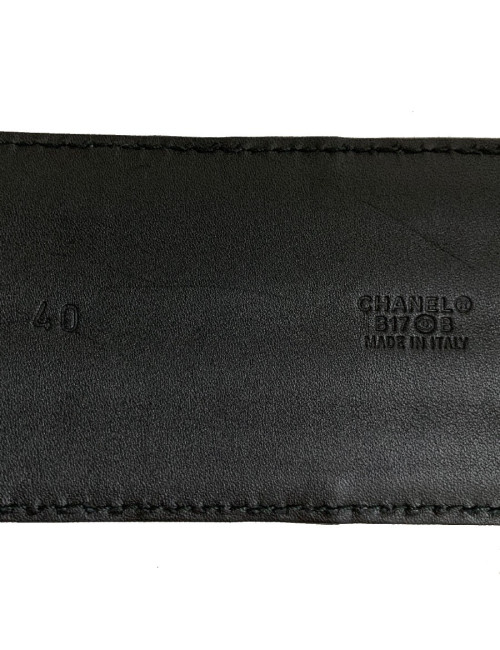 Ceinture CHANEL cuir noir et boucle "CC"