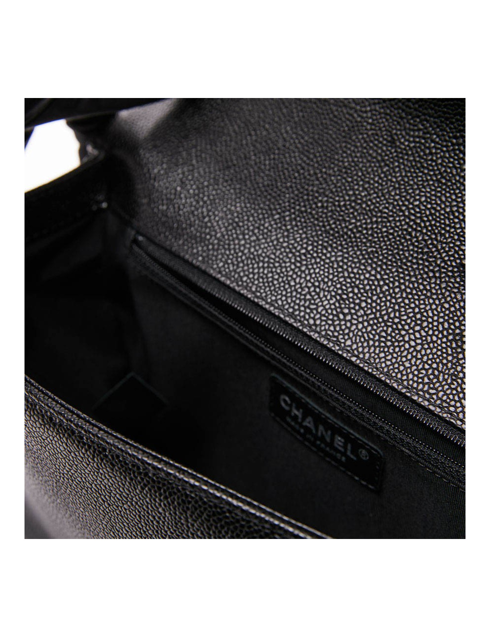 Boy GM CHANEL cuir grainé noir