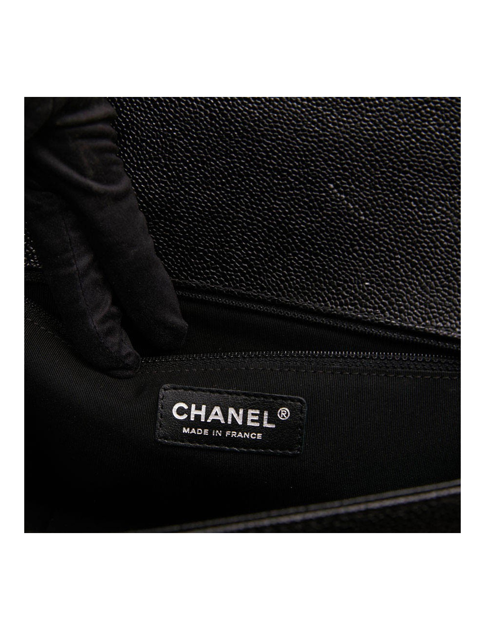 Boy GM CHANEL cuir grainé noir
