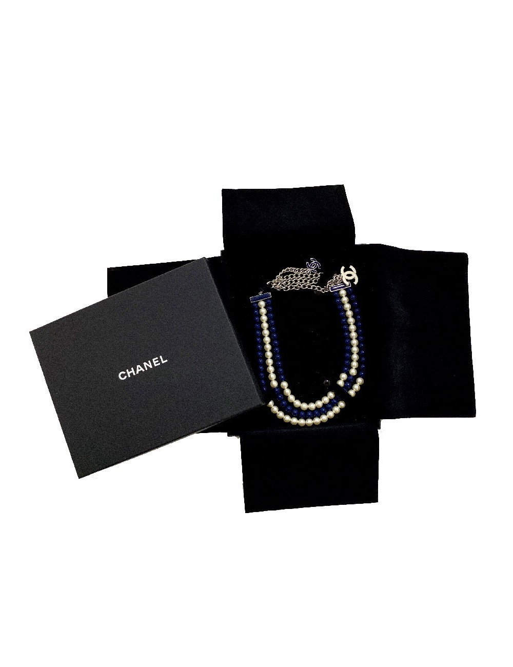 Sautoir CHANEL perles bleues triple rangs