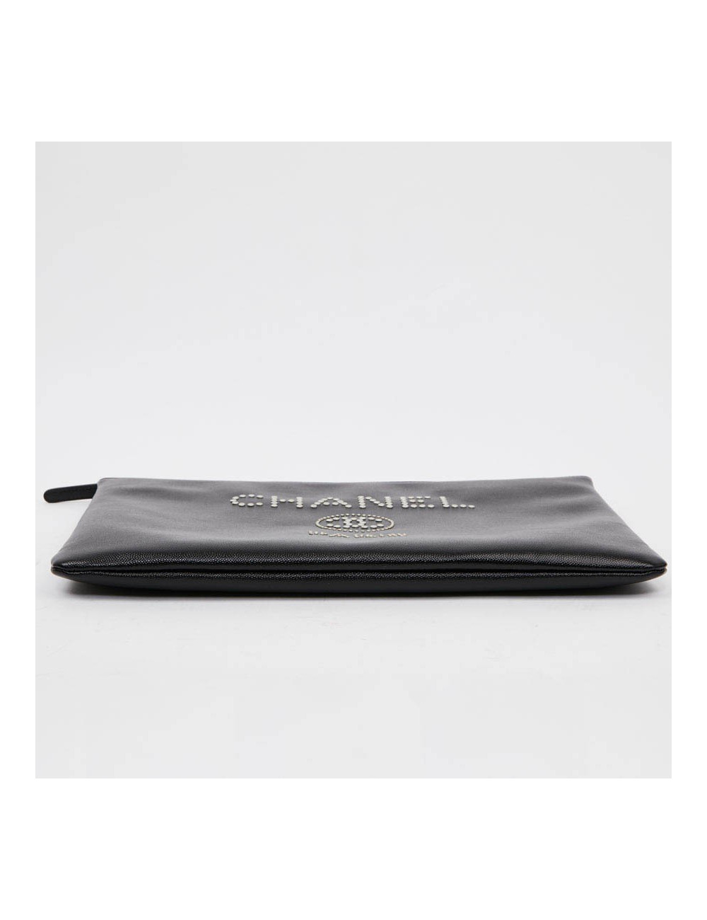 Pochette CHANEL en cuir noir