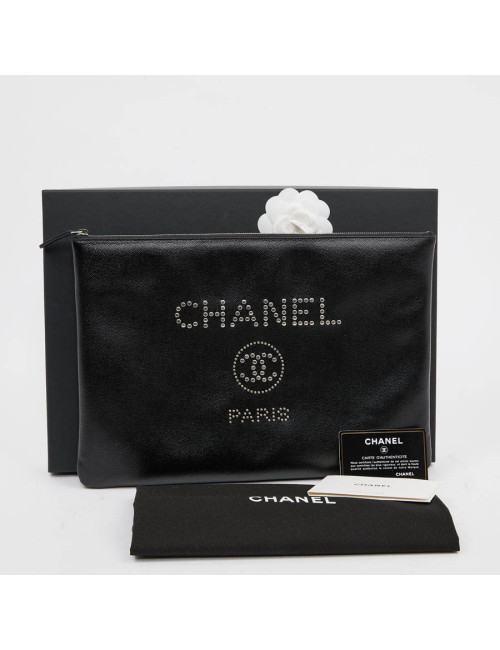 Pochette CHANEL en cuir noir