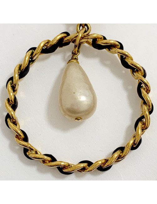 Boucle d’oreille chanel chaine et cuir