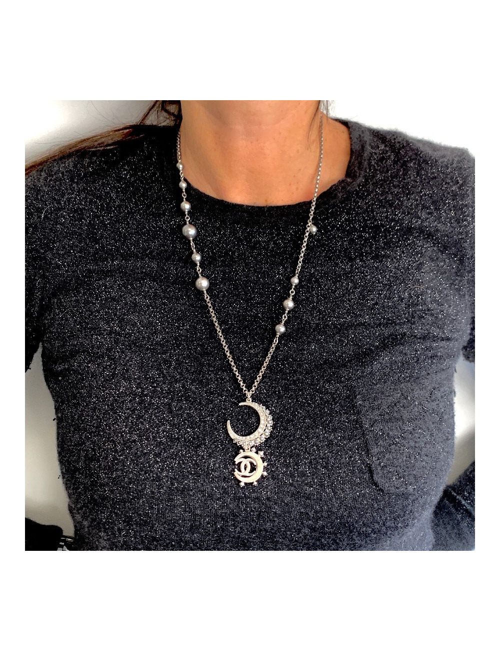 Sautoir CHANEL métal argent et strass